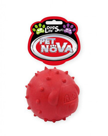 PET NOVA DOG LIFE STYLE Loptička s pamlskami, 6,5 cm, červená, mätová vôňa